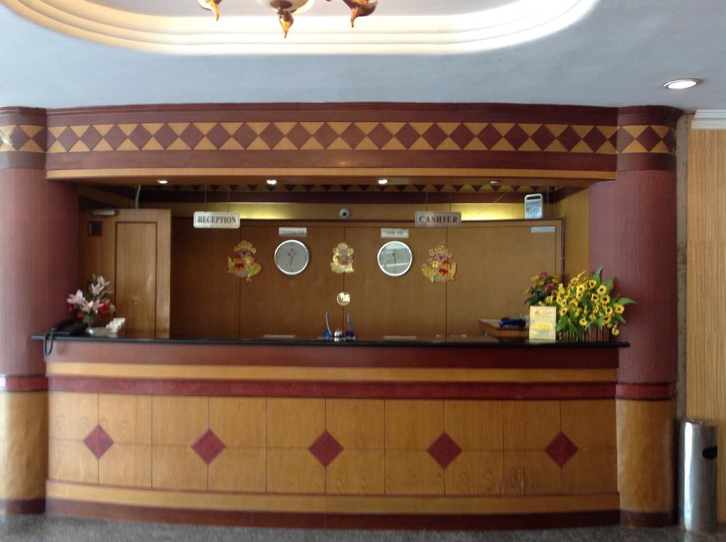Lai Lai Mutiara Hotel Batam Экстерьер фото