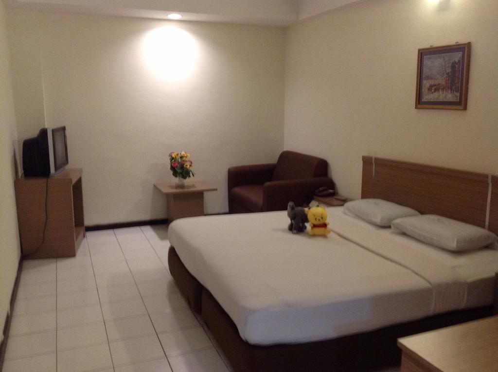 Lai Lai Mutiara Hotel Batam Экстерьер фото