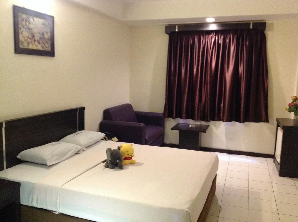 Lai Lai Mutiara Hotel Batam Экстерьер фото