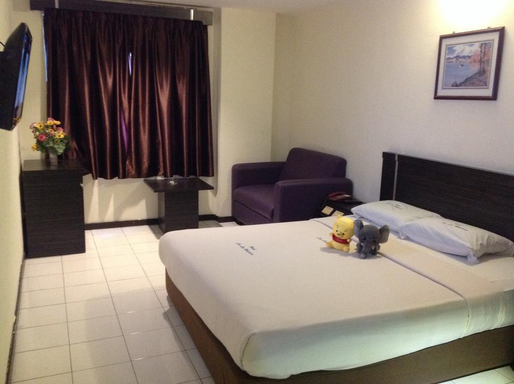 Lai Lai Mutiara Hotel Batam Экстерьер фото